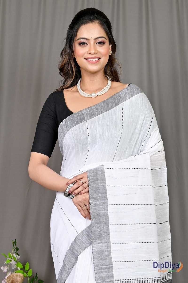White Cotton Blended Parnika Hand Loom Saree (397)
